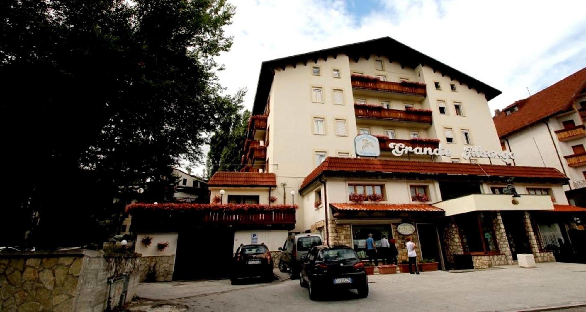 Grande Albergo Roccaraso Zewnętrze zdjęcie