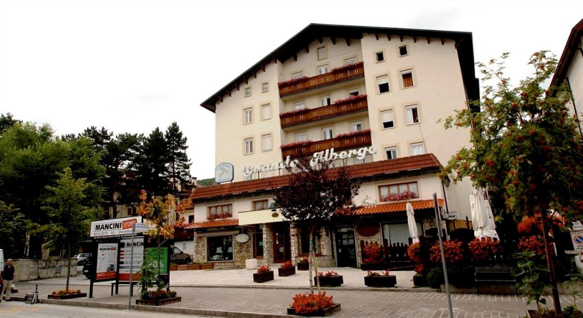 Grande Albergo Roccaraso Zewnętrze zdjęcie