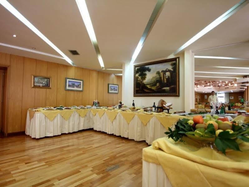 Grande Albergo Roccaraso Zewnętrze zdjęcie